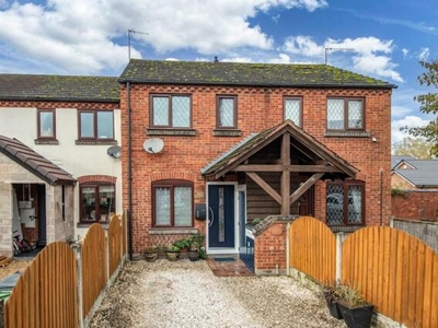 2 Bedroom Terraced House For Sale In Droitwich, Worcestershire