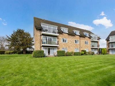 3 Bedroom Apartment For Sale In Church Lane, Wexham
