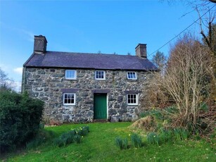 3 Bedroom Detached House For Sale In Caernarfon, Gwynedd