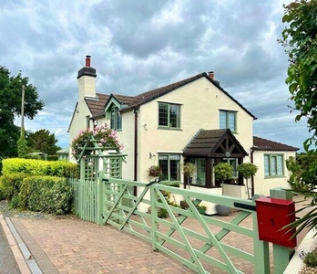 3 Bedroom Detached House For Sale In Church Aston, Newport