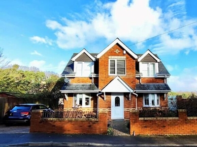 3 Bedroom Detached House For Sale In Poole, Dorset