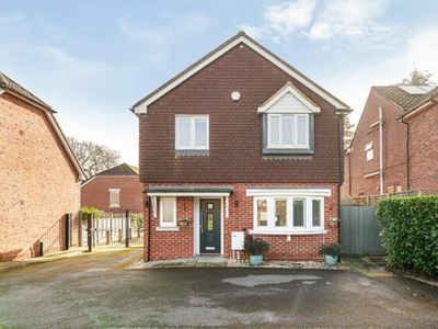 3 Bedroom Detached House For Sale In Waterlooville