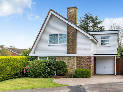 3 Bedroom Detached House For Sale In Windsor