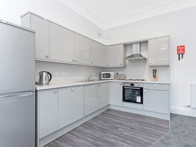 3 bedroom flat for rent in Montpelier Park, Bruntsfield, Edinburgh, EH10