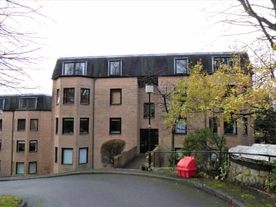 3 bedroom flat for rent in Partickhill Road, Glasgow, G11