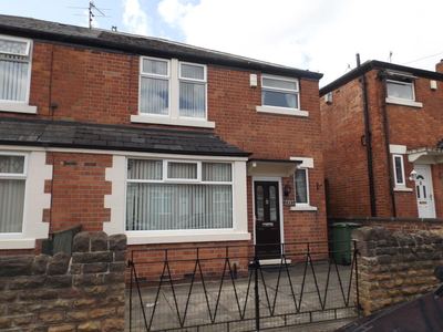 3 bedroom house for rent in Ragdale Road, Bulwell, NG6