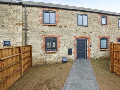 3 Bedroom Mews Property For Sale In Raunds