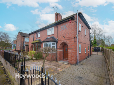 3 bedroom semi-detached house for rent in Crosby Road, Trent Vale, Stoke-on-Trent ST4