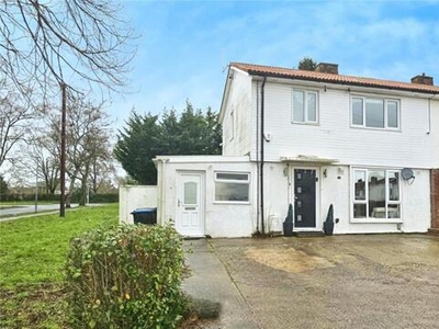 3 Bedroom Semi-detached House For Sale In Hemel Hempstead, Hertfordshire