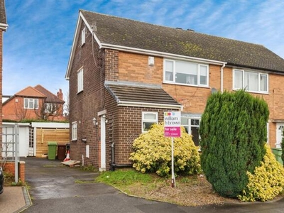 3 Bedroom Semi-detached House For Sale In Woodlesford