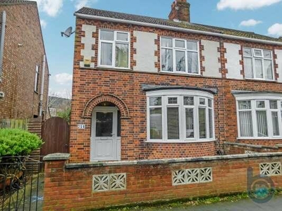 3 bedroom terraced house for rent in Palmerston Road, Peterborough, Cambridgeshire, PE2