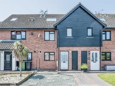 3 Bedroom Terraced House For Sale In Hoveton, Norwich