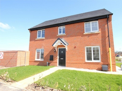 4 bedroom detached house for rent in Jupiter Way, Chester, Cheshire, CH4