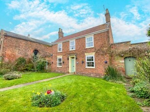 4 Bedroom Detached House For Sale In Barrow-upon-humber, North Lincolnshire