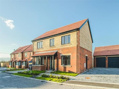 4 Bedroom Detached House For Sale In Wroughton, Swindon
