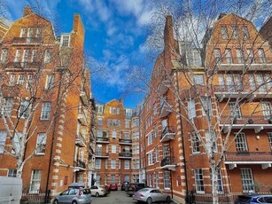 4 Bedroom Flat For Rent In Emery Hill Street, London