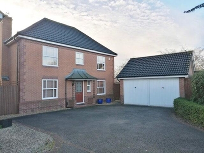 4 bedroom house for rent in Esk Hause Close, West Bridgford. NG2