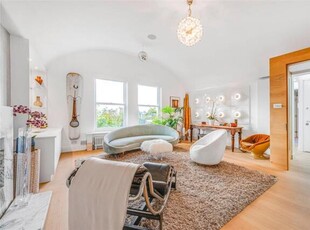 4 Bedroom Penthouse For Sale In Chelsea, London