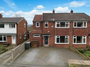 4 Bedroom Semi-detached House For Sale In Leeds, West Yorkshire