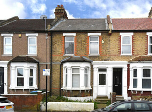 4 Bedroom Terraced House For Sale In Charlton