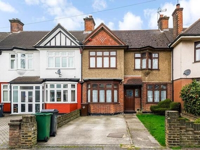 4 Bedroom Terraced House For Sale In Chingford