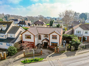 5 Bedroom Detached House For Sale In Benfleet