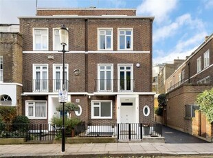 5 Bedroom End Of Terrace House For Sale In Chelsea, London