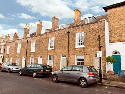 5 Bedroom Terraced House For Rent In Canterbury