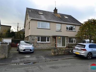 6 Bedroom Detached House For Sale In Pwllheli