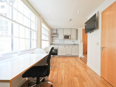 Studio flat for rent in 20, Frogmore Street, Bristol, BS1