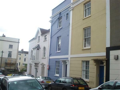 Studio flat for rent in First Floor Front Flat, Anglesea Place, BS8