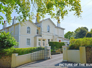 1 Bedroom Apartment For Sale In Torquay