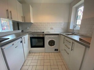 1 Bedroom End Of Terrace House To Rent