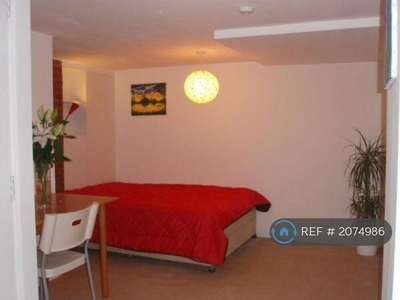 1 bedroom flat for rent in Baker Street, Brighton, BN1