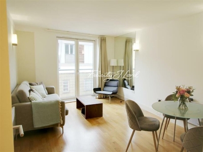 1 bedroom flat for rent in Colefax Building, E1
