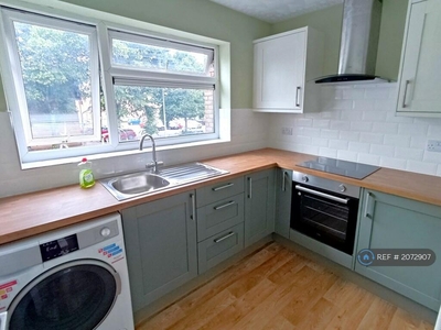 1 bedroom flat for rent in South Morgan Pl (Wellington St), Cardiff, CF11