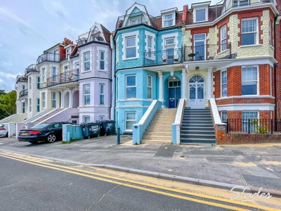 1 bedroom flat for rent in Undercliff Road , Boscombe , Bournemouth, BH5