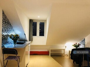 1 Bedroom House Share For Rent In Brighton