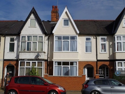 1 bedroom house share for rent in Kingsthorpe Grove, Northampton, NN2