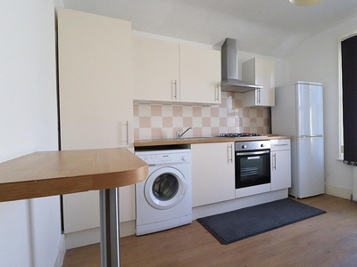 1 bedroom house share for rent in Room 1 Ashburnham Road, Bedford, MK40