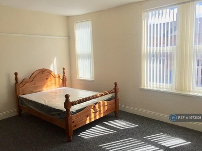 1 bedroom house share for rent in Summerfield Crescent, Birmingham, B16