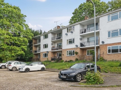 2 Bed Flat/Apartment For Sale in High Wycombe, Buckinghamshire, HP13 - 5421927