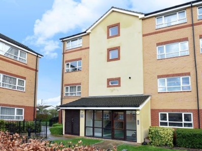 2 Bed Flat/Apartment To Rent in Chertsey Road, Feltham, TW13 - 504
