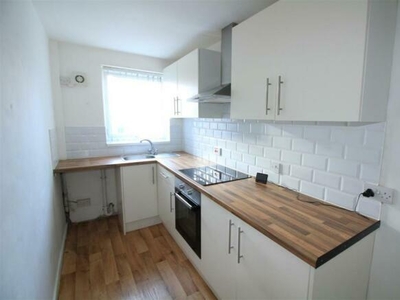 2 bedroom flat for rent in Gaul Street, Nottingham, Nottinghamshire, NG6