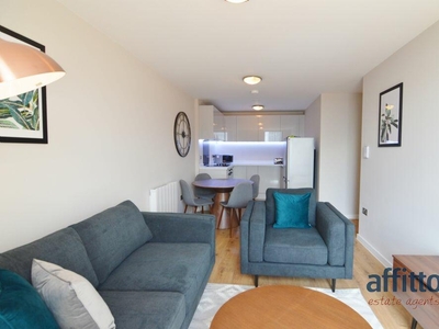 2 bedroom apartment for rent in Romal Capital, Jesse Hartley Way, Liverpool, L3