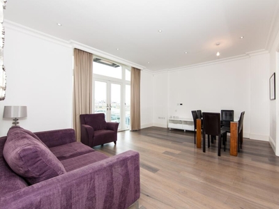 2 bedroom apartment for rent in Sterling Mansions, Goodman's Fields, Tower Hill E1