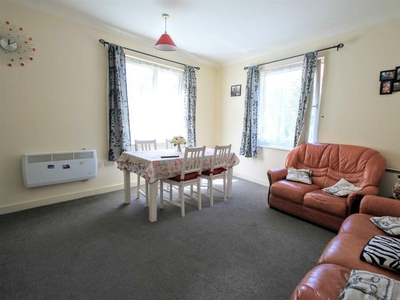 2 bedroom apartment for rent in Viceroy Mansions, Cardiff Bay, CF10