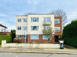 2 Bedroom Apartment For Sale In Edgware, Greater London