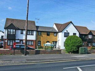2 Bedroom Apartment For Sale In Great Wakering, Southend On Sea