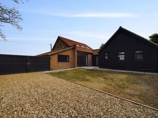 2 Bedroom Barn Conversion For Sale In Upwell, Wisbech